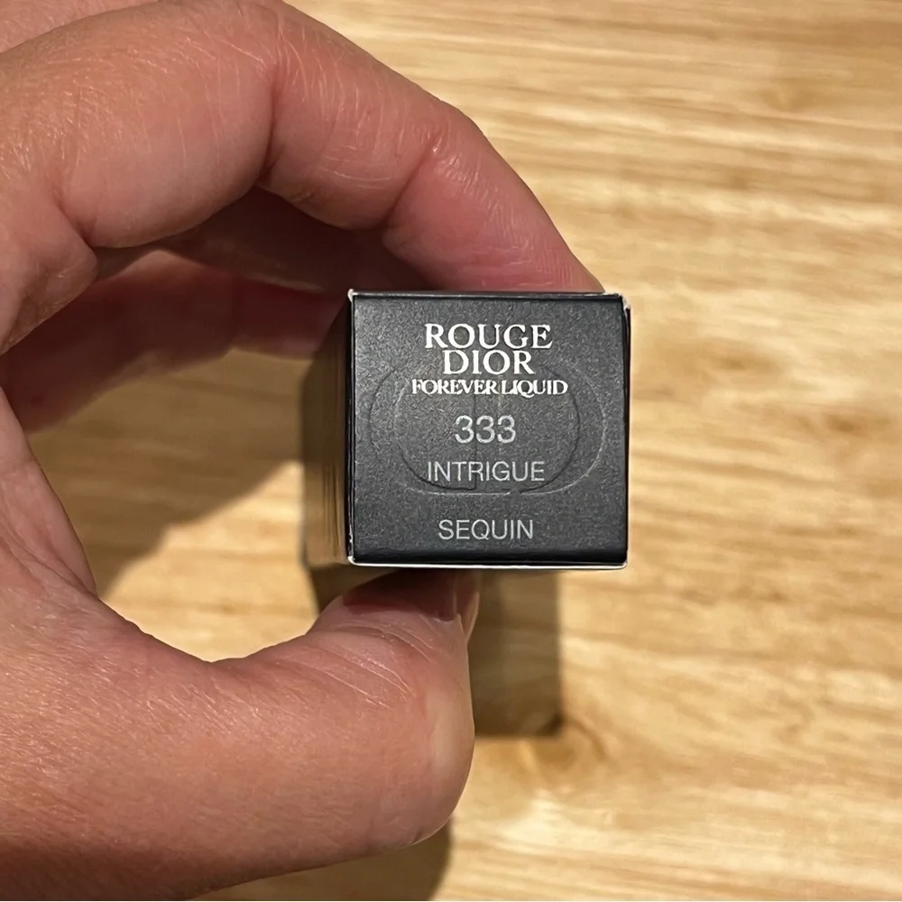 Limited-Edition Dior Forever Liquid Sequin Glittery Liquid Lipstick 333 Intrigue - Picture 8 of 9